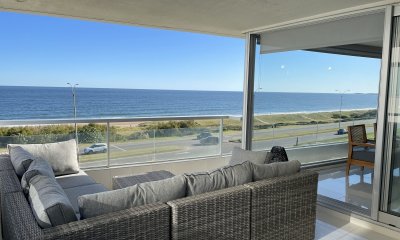 PENT HOUSE, CON AMPLIA TERRAZA, PARRILLERO PROPIO Y AMPLIA VISTA AL MAR