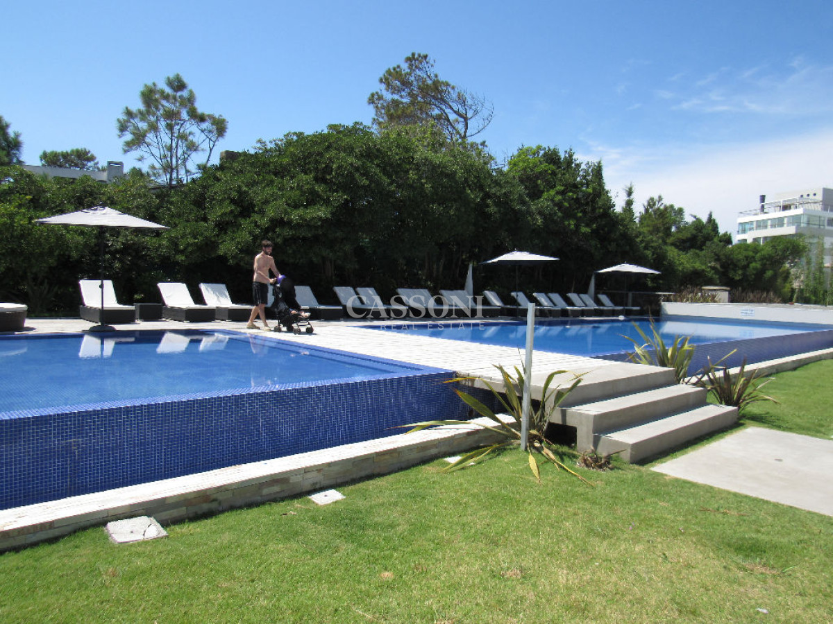 Apartamento ID.826 - PENT HOUSE, CON AMPLIA TERRAZA, PARRILLERO PROPIO Y AMPLIA VISTA AL MAR