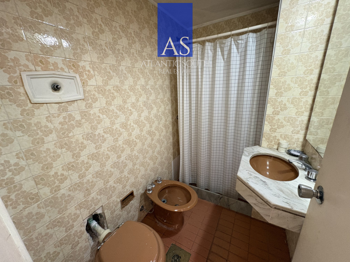 Apartamento ID.4659 - Oportunidad 2 domrmitorios con terraza y garage! Península Punta del Este