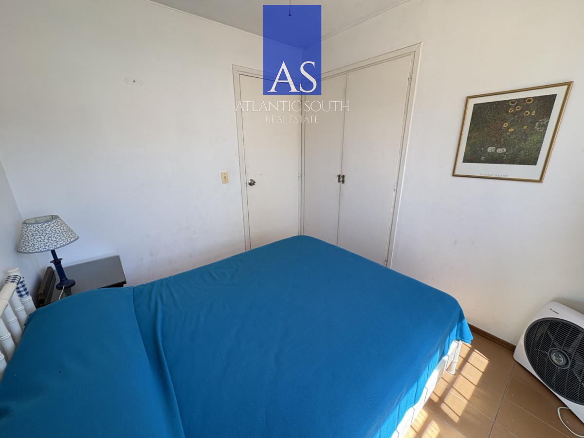 Apartamento ID.4659 - Oportunidad 2 domrmitorios con terraza y garage! Península Punta del Este