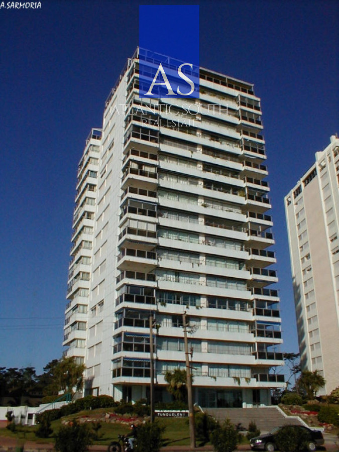 Apartamento ID.2711 - Apartamento 3 dormitorios(1 dependencia) frente al mar Playa Mansa