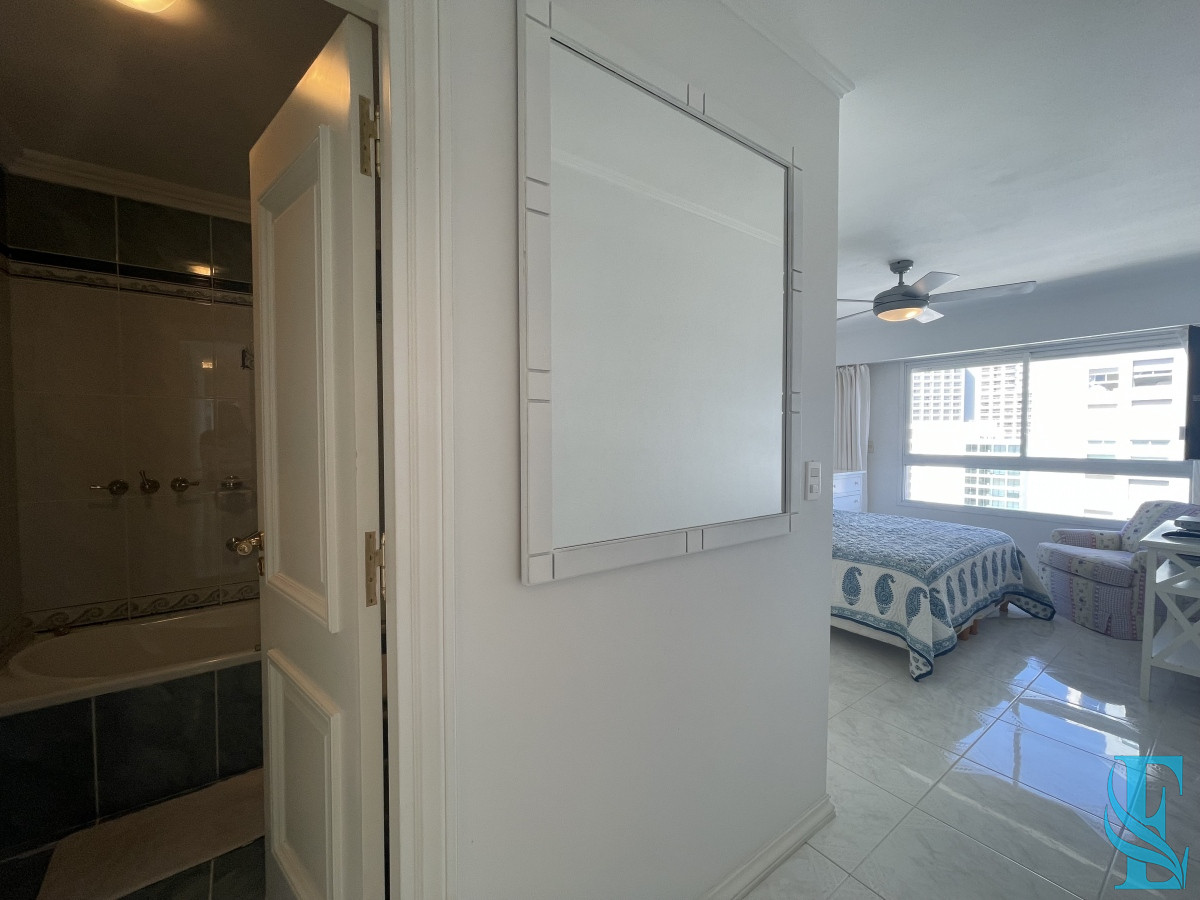 Apartamento ID.58 - Lujoso Apto 3 Dormitorios Primeria Linea Playa Mansa, Punta del Este 