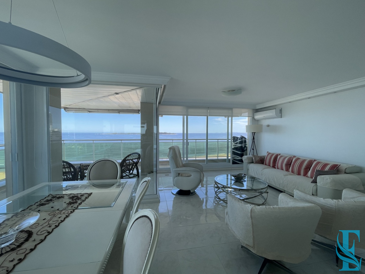 Apartamento ID.58 - Lujoso Apto 3 Dormitorios Primeria Linea Playa Mansa, Punta del Este 