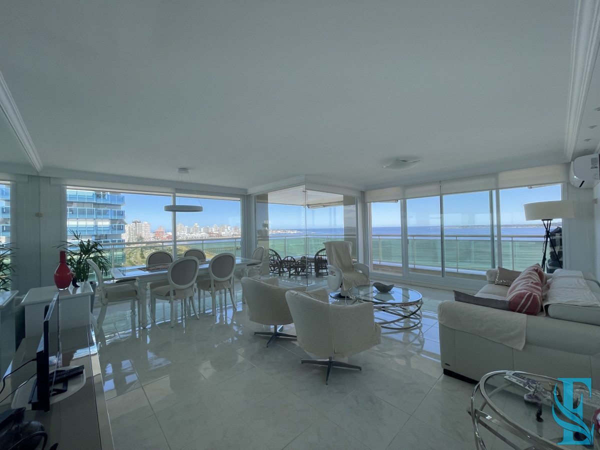 Apartamento ID.58 - Lujoso Apto 3 Dormitorios Primeria Linea Playa Mansa, Punta del Este 