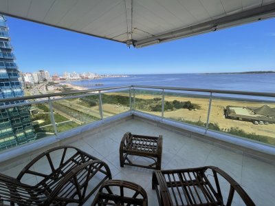 Lujoso Apto 3 Dormitorios Primeria Linea Playa Mansa, Punta del Este 