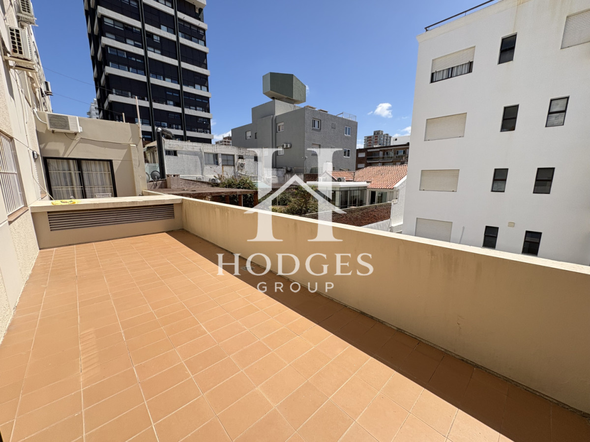 Apartamento ID.119 - Excelente ubicación, vista al mar, 2 amplias terrazas 