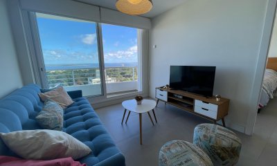 Departamento en piso alto con increible vista hacia mansa