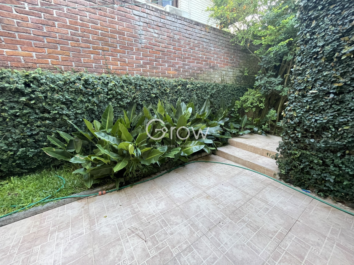 Casa ID.2776 - Lindo entorno , muy lindo jardín , luminosa , muy bien mantenida