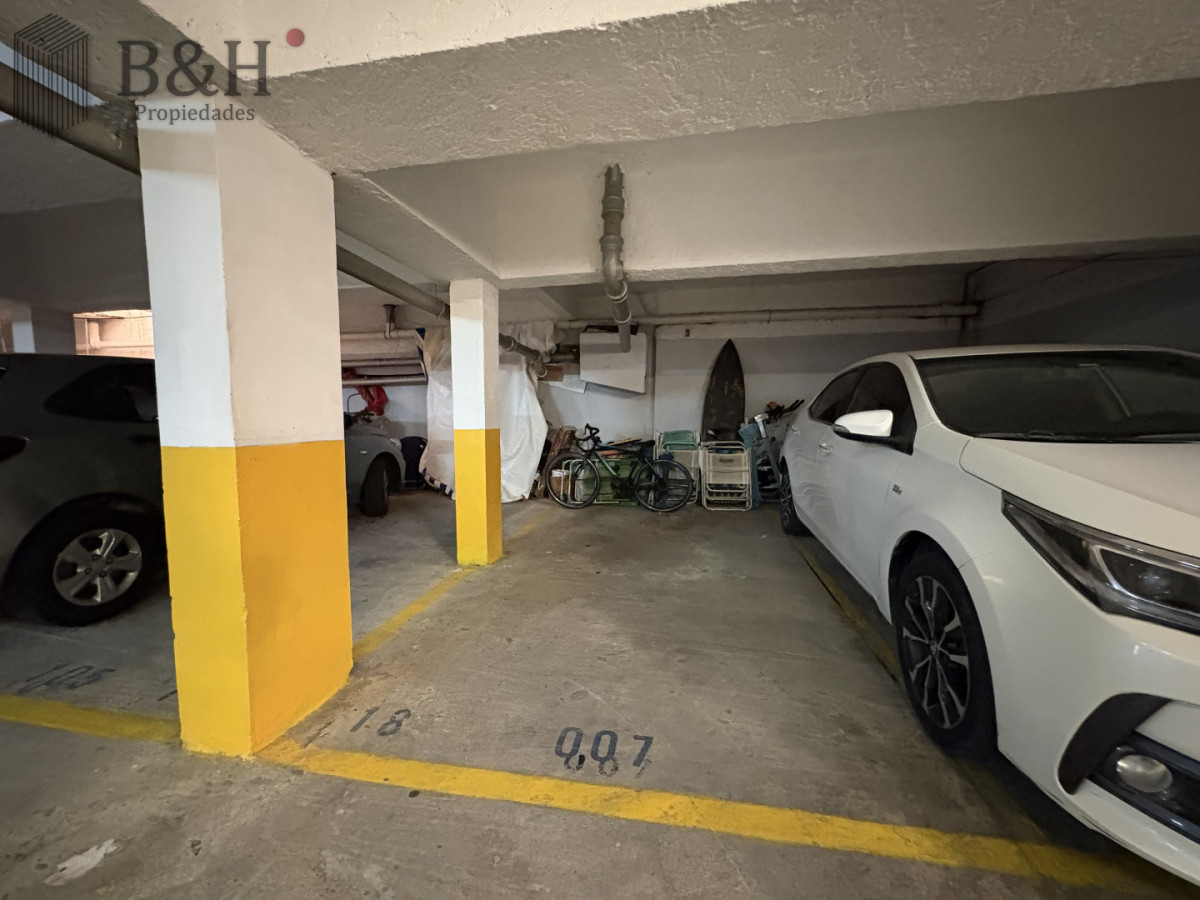 Apartamento ID.6885 - Excelente ubicación, vista al mar, 2 amplias terrazas 