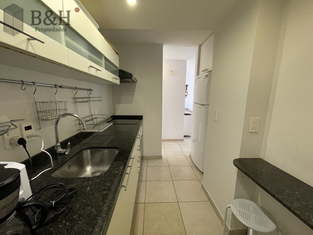 Apartamento ID.1568 - Lindo apto. a 50 mts del mar, servicio de playa, aire acondicionado