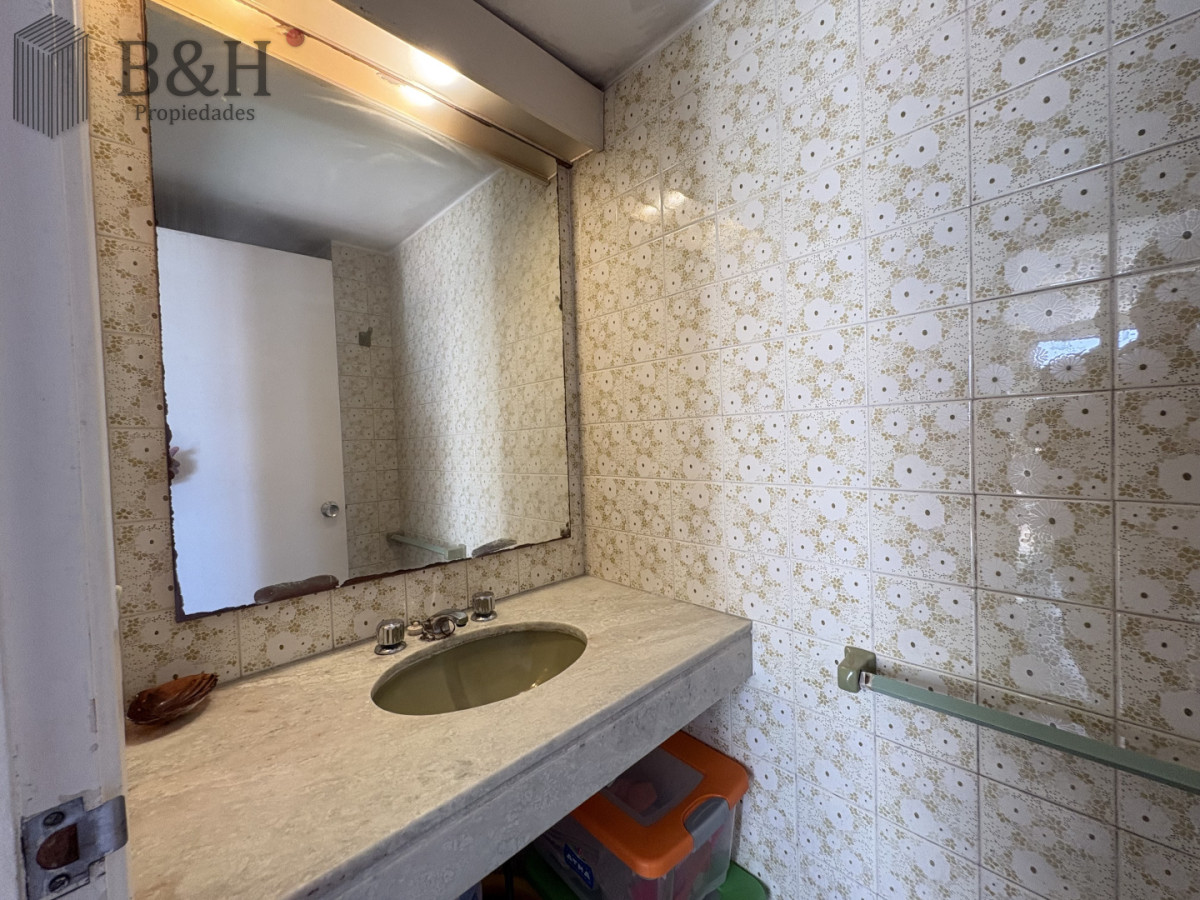 Apartamento ID.6885 - Excelente ubicación, vista al mar, 2 amplias terrazas 