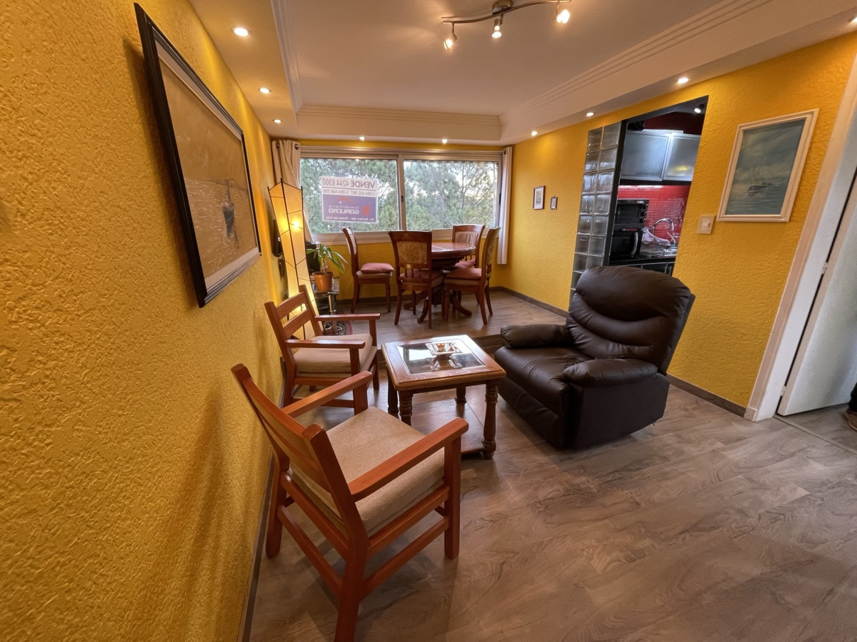 APARTAMENTO EN AIDY GRILL PUNTA DEL ESTE