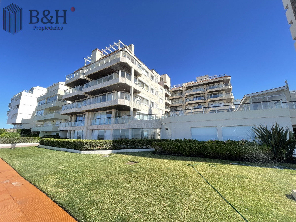 Apartamento ID.2682 - Frente al mar, preciosa vista, aire acondicionado, piscina, lindo decorado