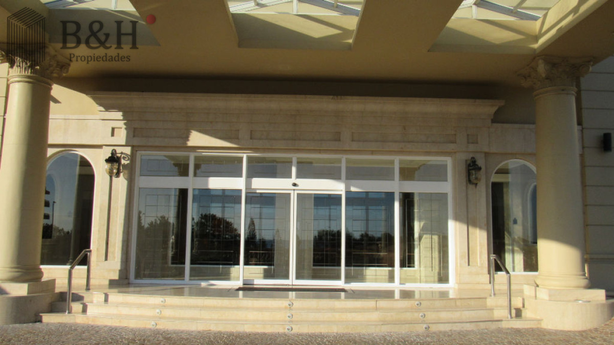 Apartamento ID.926 - Edificio Le Jardin , impecable con buena vista al mar, calefacción 