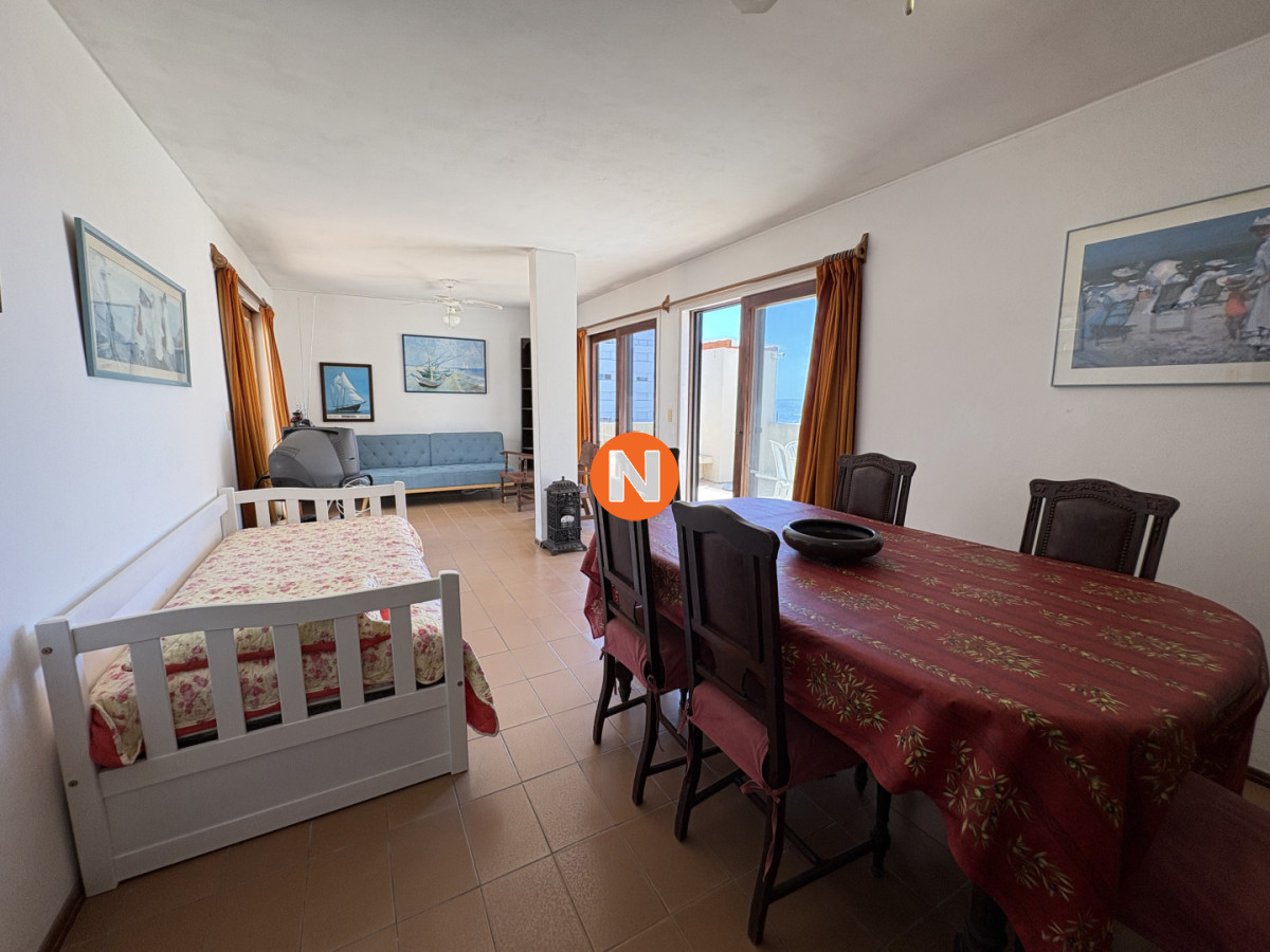 Apartamento Ref.225038 - Excelente ubicación, vista al mar, 2 terrazas grandes 