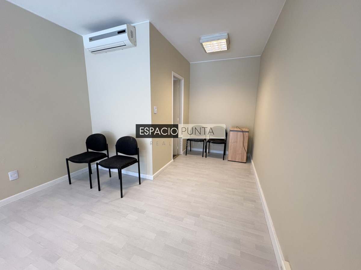 Local Comercial ID.5327 - Excelente local en impecable estado