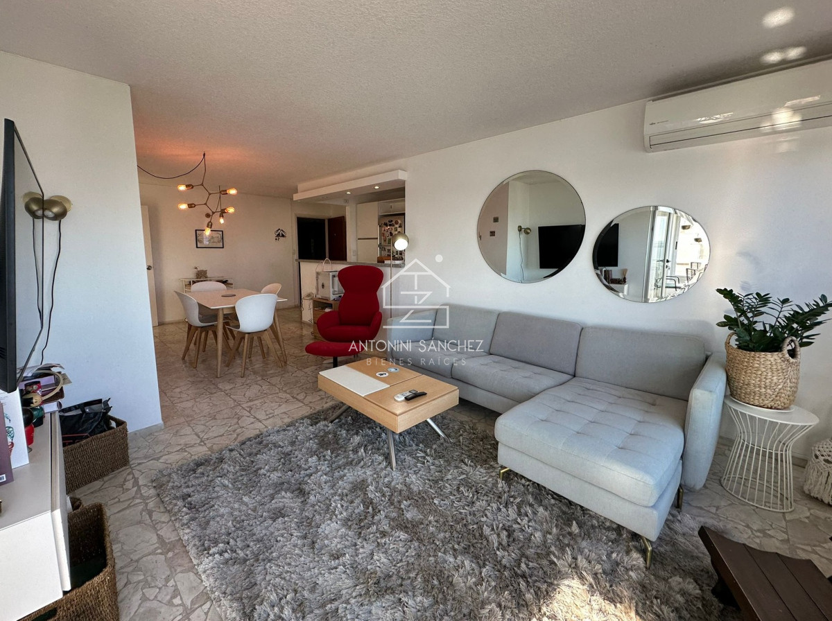 Apartamento ID.2307 - Espectacular vista al Puerto, esquinero, pronto para entrar a disfrutar
