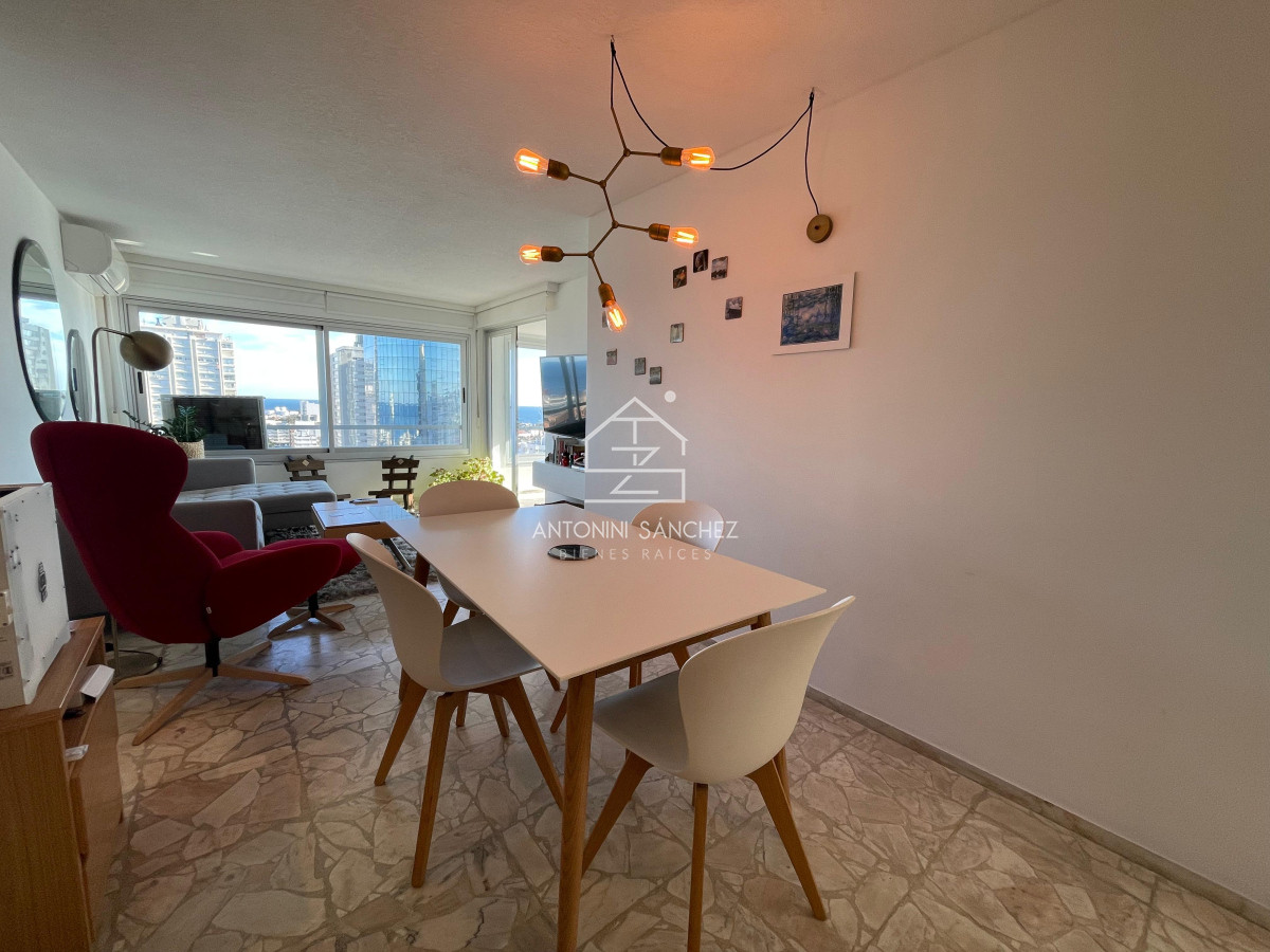 Apartamento ID.2307 - Espectacular vista al Puerto, esquinero, pronto para entrar a disfrutar