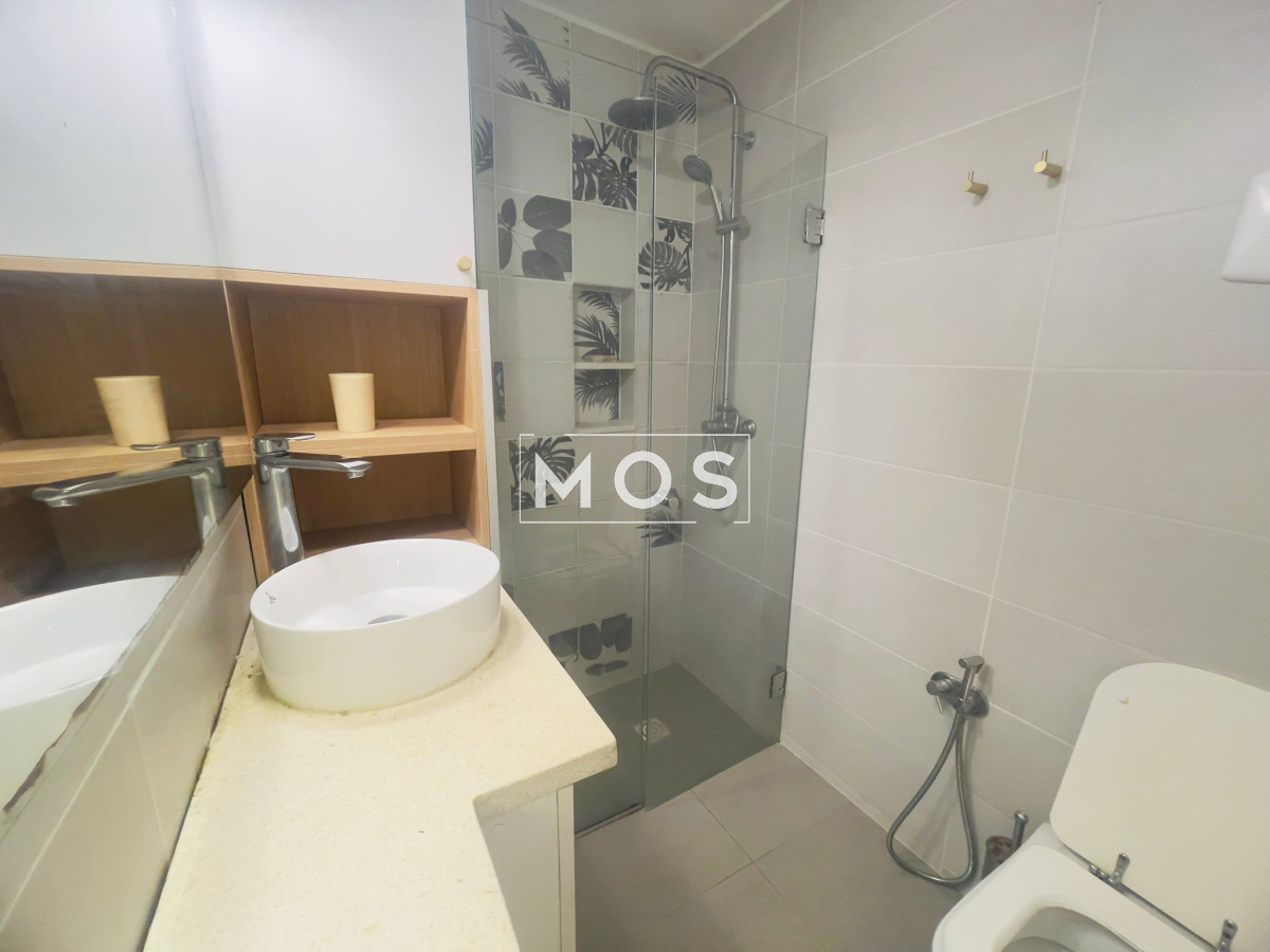 Apartamento ID.2982 - Playa Mansa frente al mar ,  comoda terraza