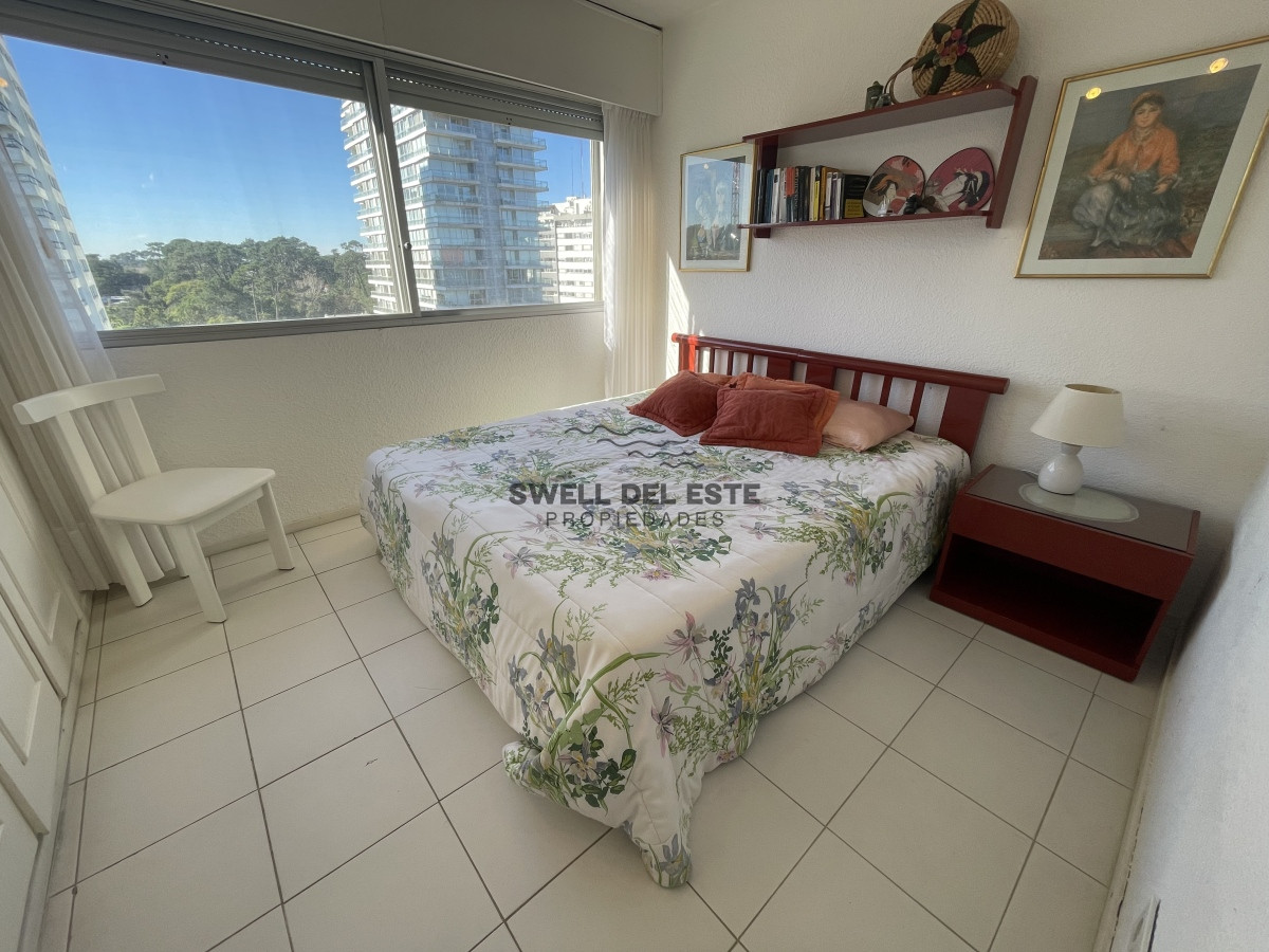 Apartamento ID.68 - Sobre Avenida Roosevelt, cerca de todo