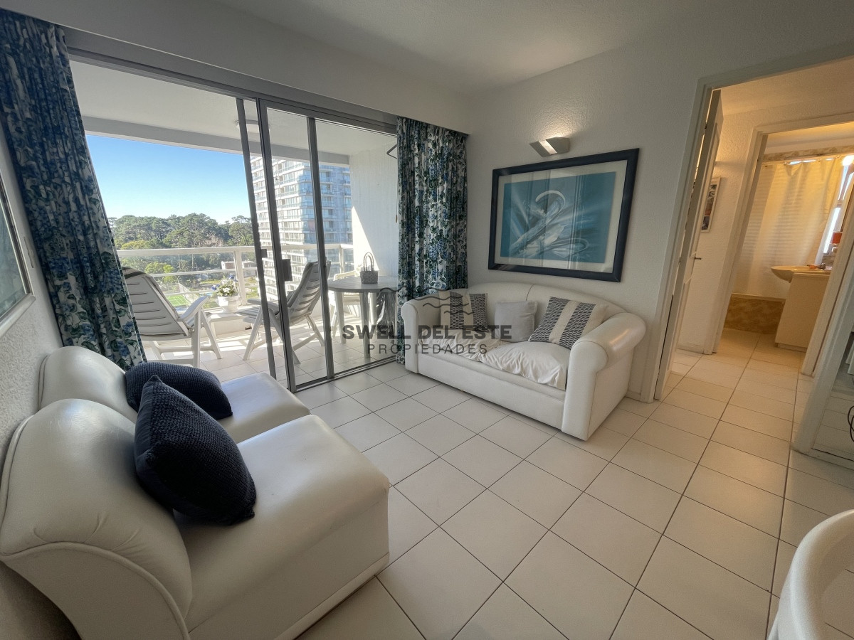 Apartamento ID.68 - Sobre Avenida Roosevelt, cerca de todo
