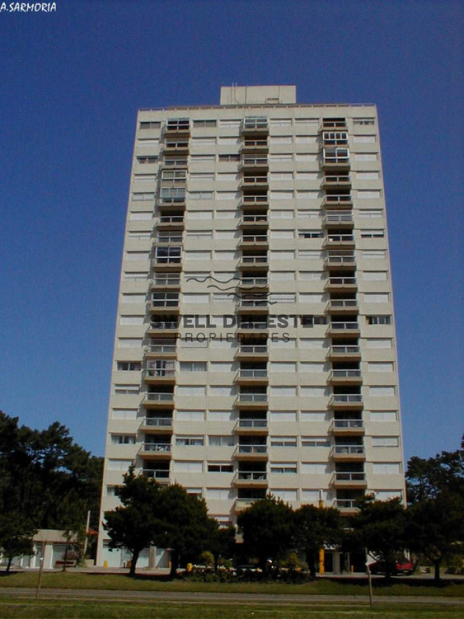 Apartamento ID.68 - Sobre Avenida Roosevelt, cerca de todo