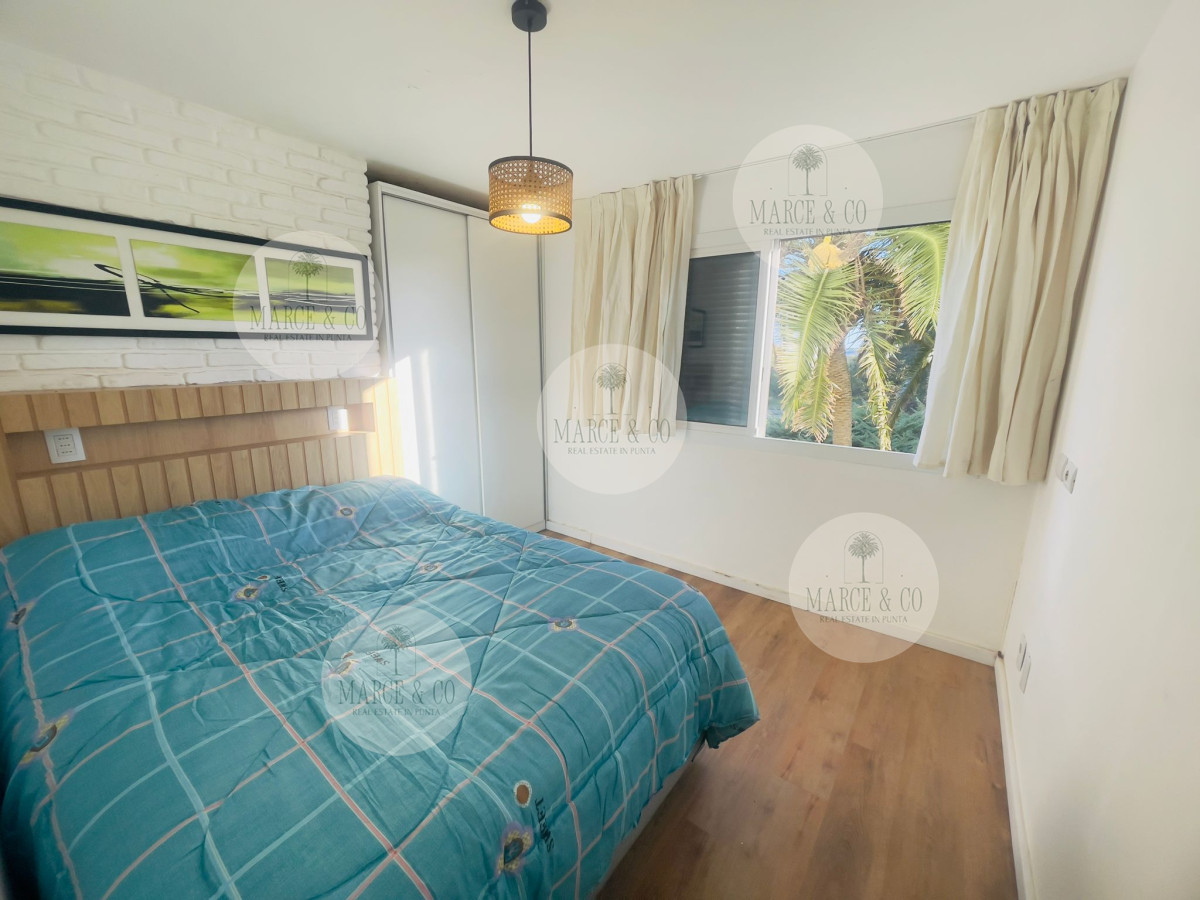 Apartamento ID.2523 - Playa Mansa frente al mar ,  comoda terraza