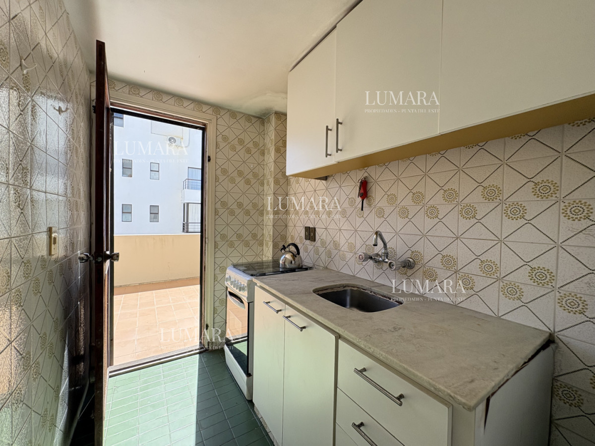 Apartamento ID.3142 - Excelente ubicación, vista al mar, 2 amplias terrazas 