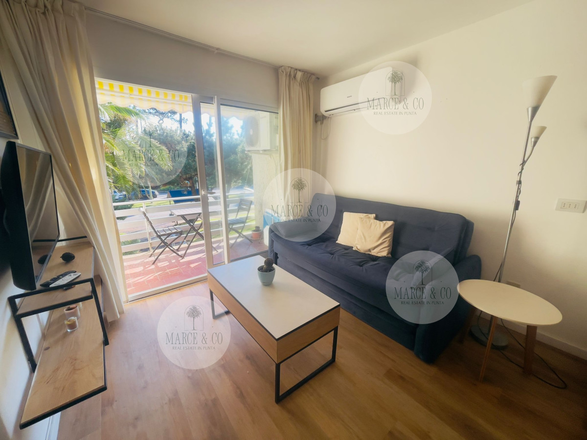 Apartamento ID.2523 - Playa Mansa frente al mar ,  comoda terraza