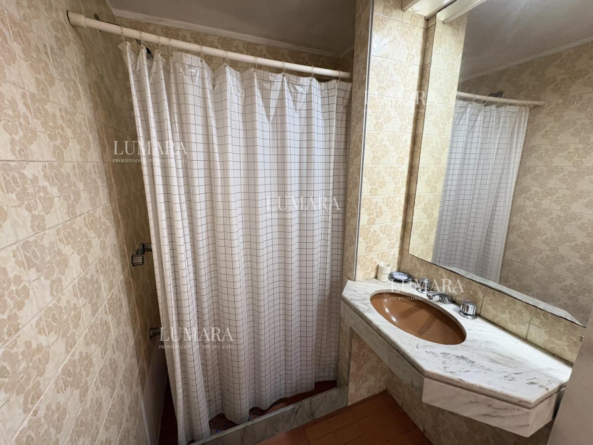 Apartamento ID.3142 - Excelente ubicación, vista al mar, 2 amplias terrazas 