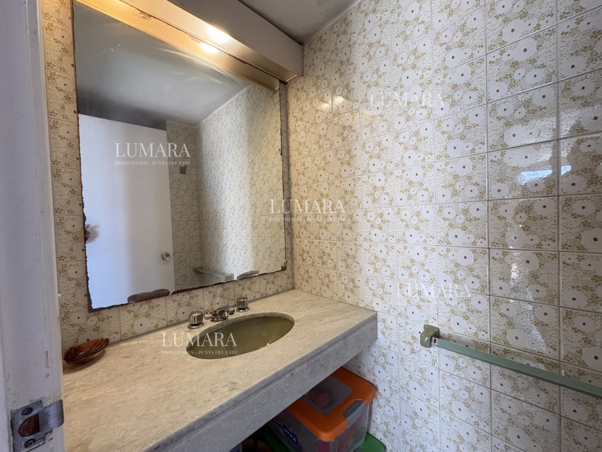 Apartamento ID.3142 - Excelente ubicación, vista al mar, 2 amplias terrazas 