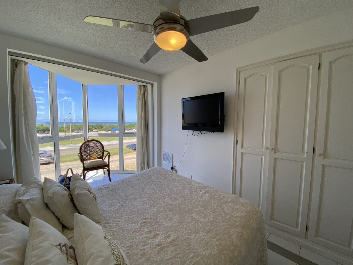 Apartamento ID.427 - Frente al mar de playa brava