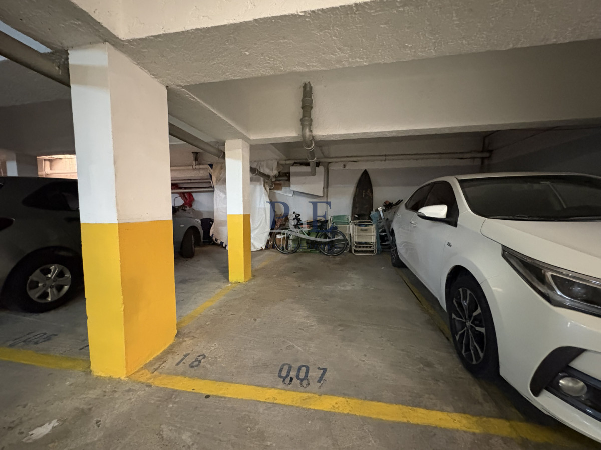 Excelente ubicación, vista al mar, 2 terrazas grandes  - Imagen 18