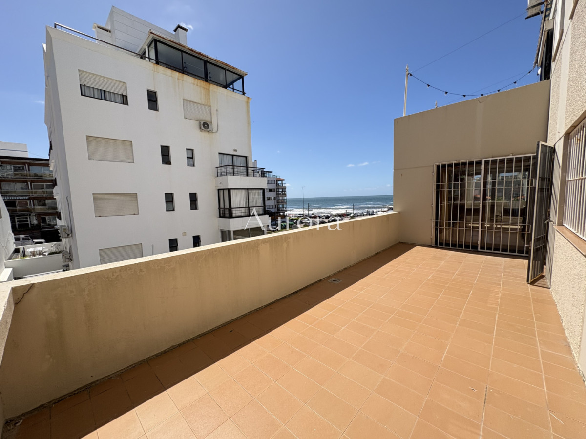 Apartamento ID.29 - Excelente ubicación, vista al mar, 2 terrazas grandes 
