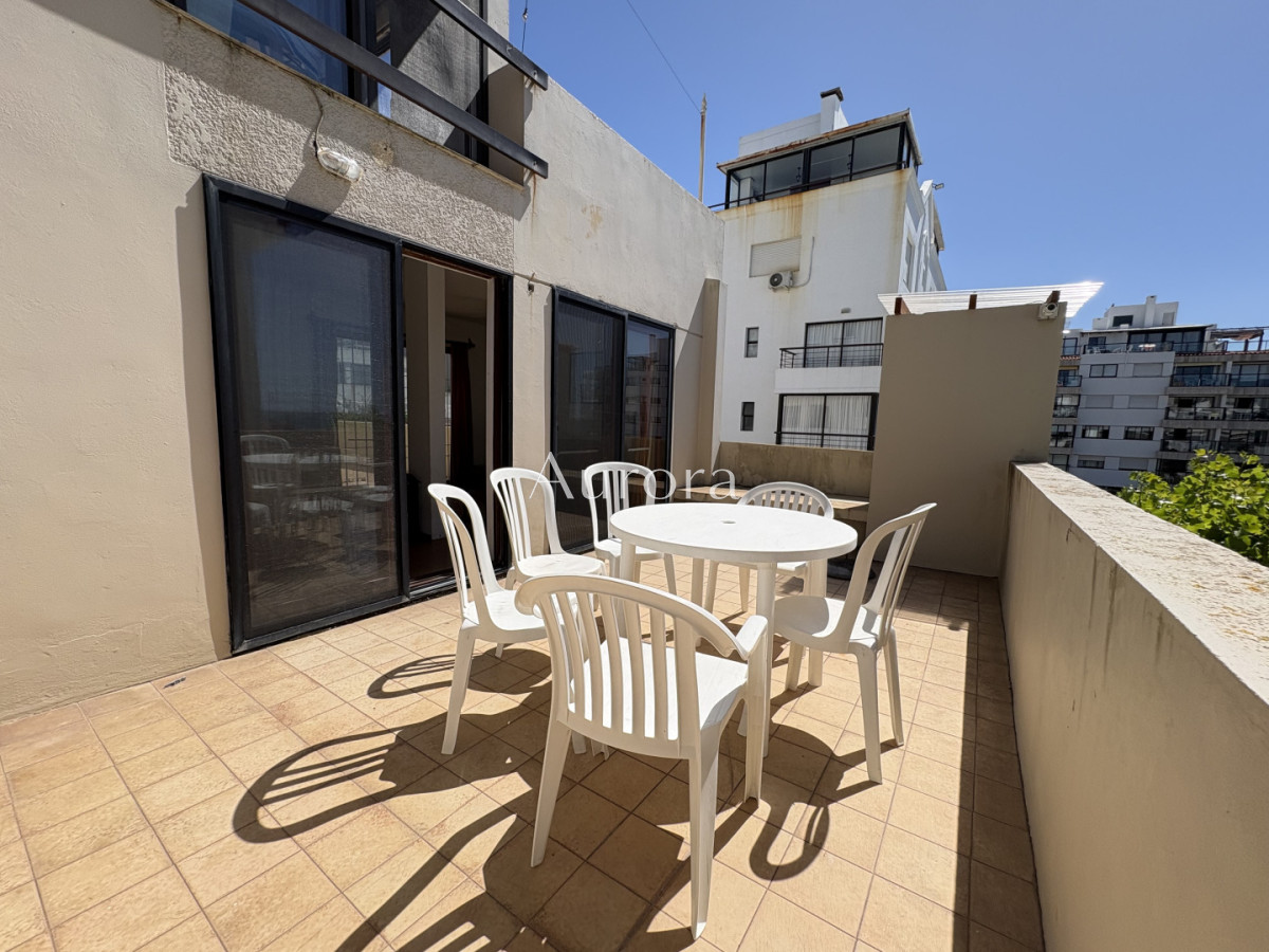 Apartamento ID.29 - Excelente ubicación, vista al mar, 2 terrazas grandes 