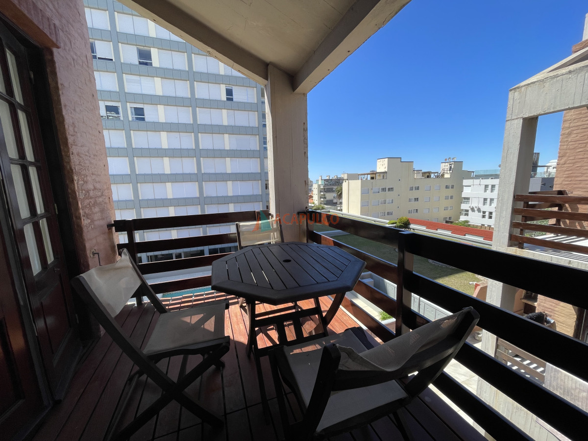 Apartamento Ref.3721/Terraza,-piscina,-parrillero- - Terraza, piscina, parrillero 