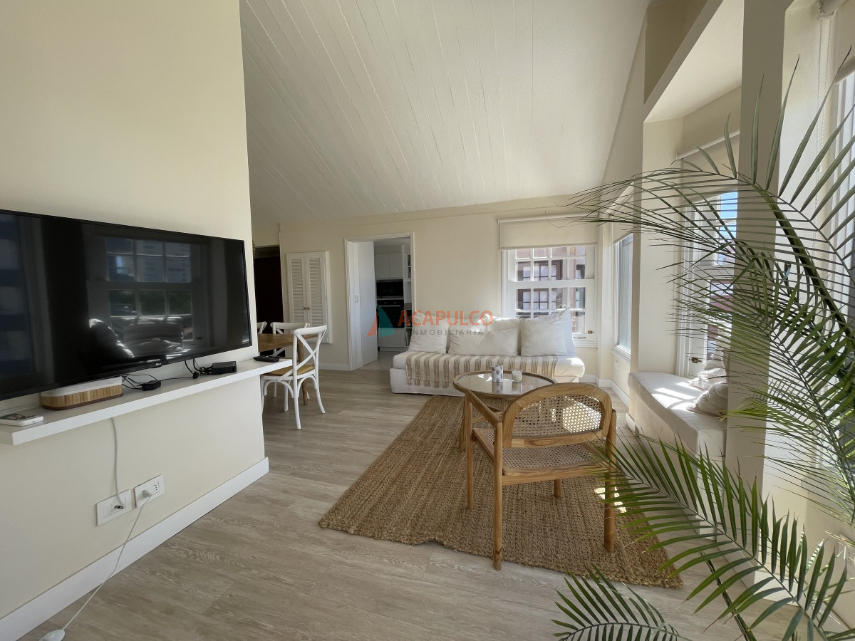 Apartamento Ref.3721/Terraza,-piscina,-parrillero- - Terraza, piscina, parrillero 