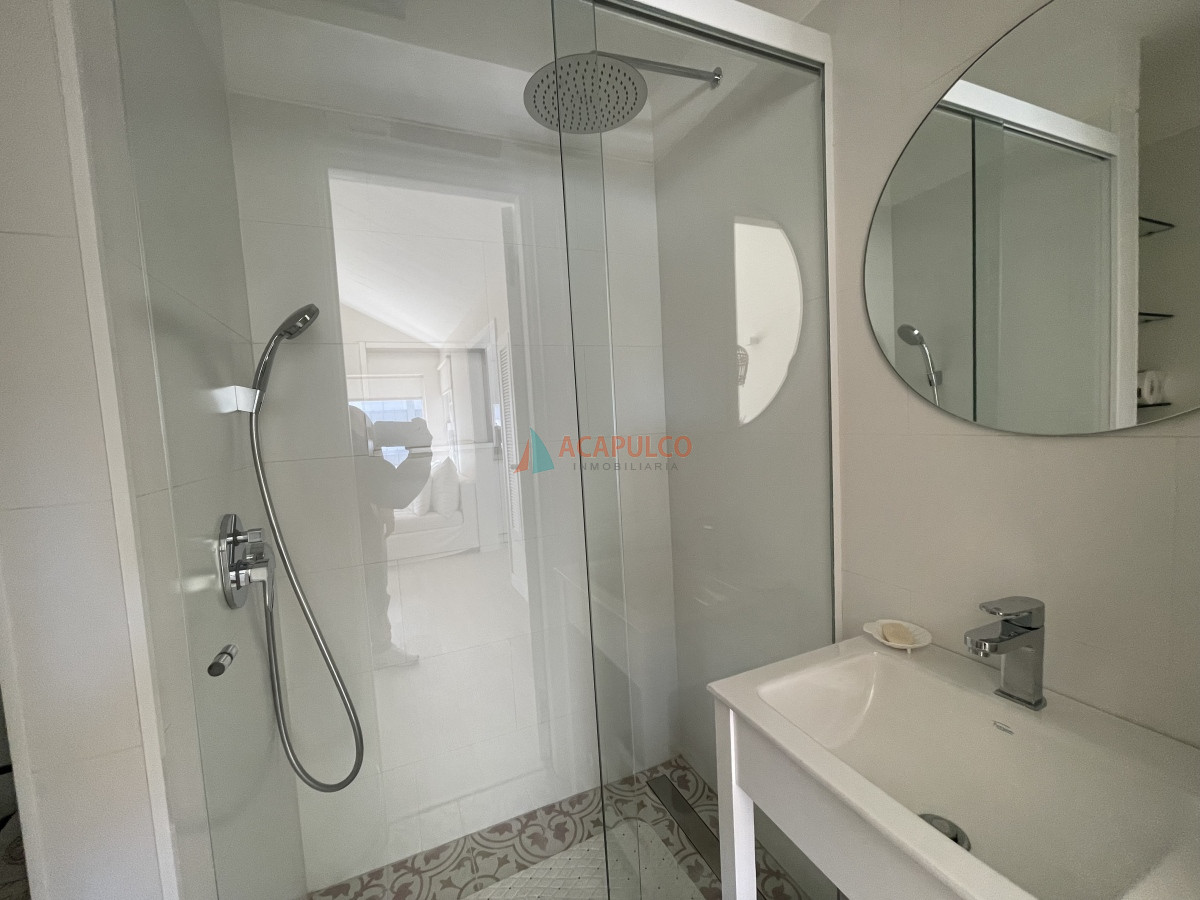 Apartamento Ref.3721/Terraza,-piscina,-parrillero- - Terraza, piscina, parrillero 