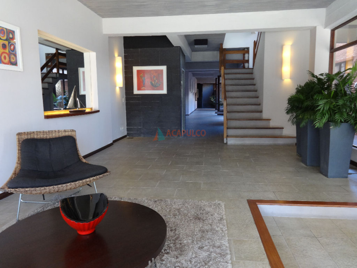 Apartamento Ref.3721/Terraza,-piscina,-parrillero- - Terraza, piscina, parrillero 