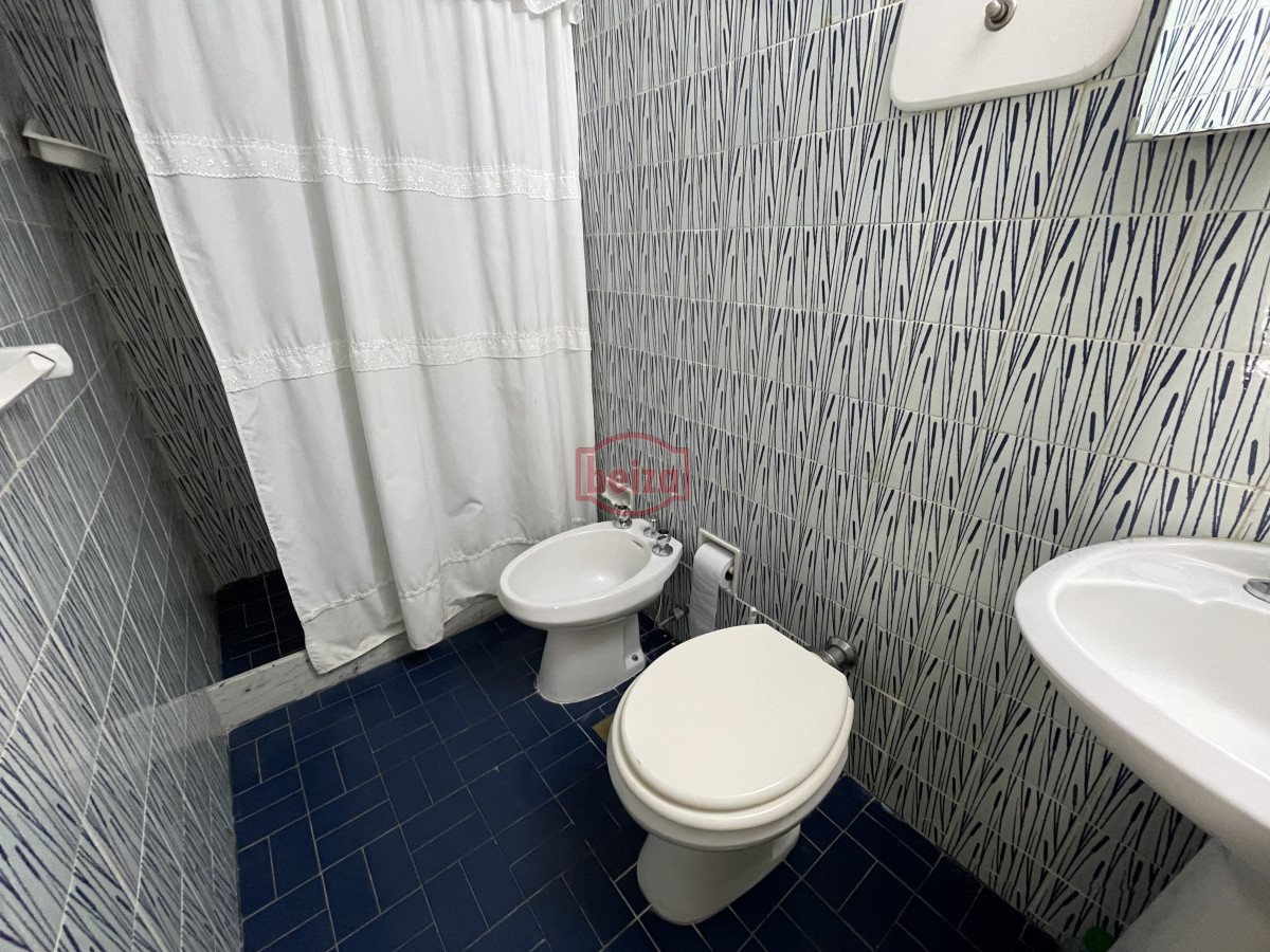 Apartamento ID.164222/Apartamento-en-Brava--Punta-del-Este - Excelente ubicacion, garage