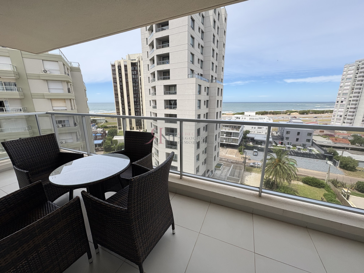 Amplia terraza con vista a la Brava  - RNI112411A