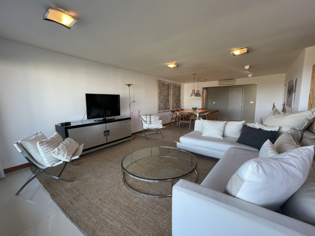 Brava - GoPunta - Portal Inmobiliario de Punta del Este - Maldonado