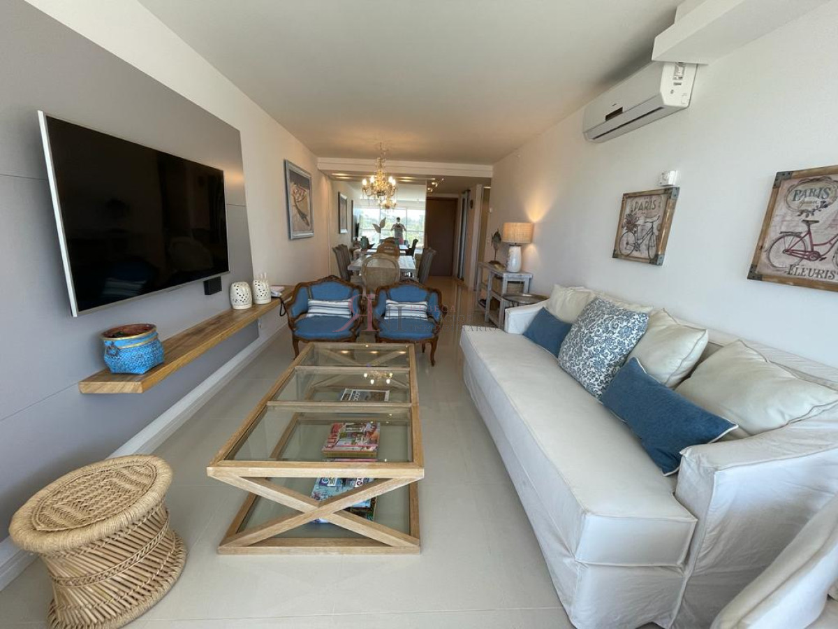 Brava - GoPunta - Portal Inmobiliario de Punta del Este - Maldonado