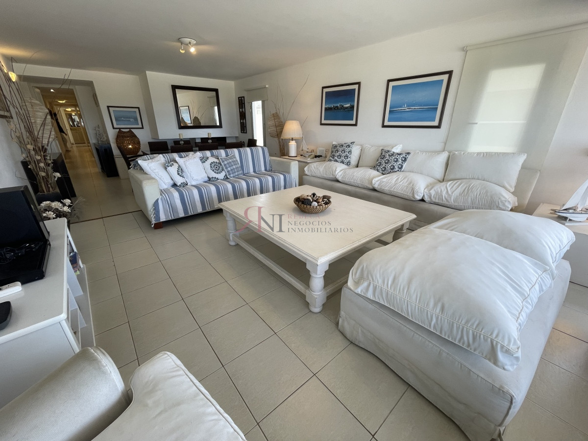 Brava - GoPunta - Portal Inmobiliario de Punta del Este - Maldonado