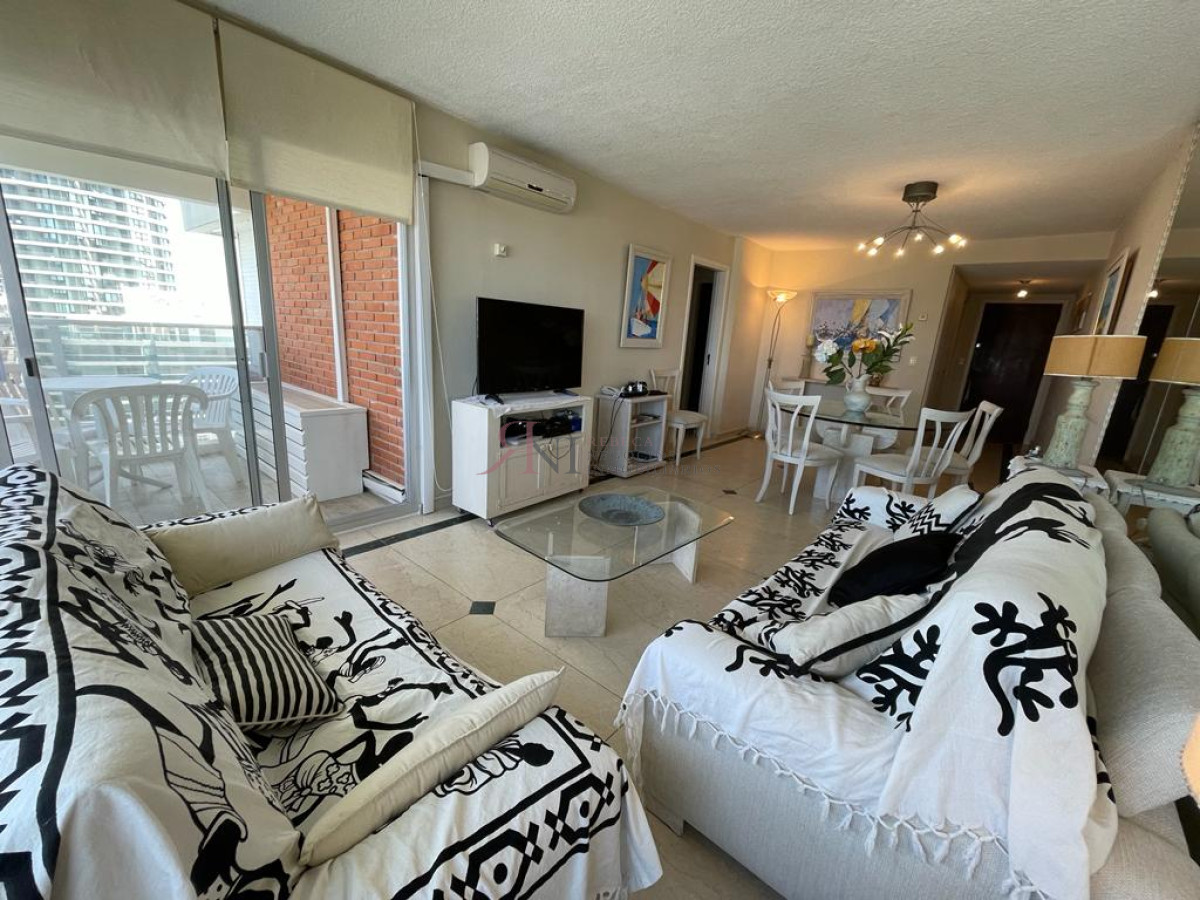 Aidy Grill - GoPunta - Portal Inmobiliario de Punta del Este - Maldonado