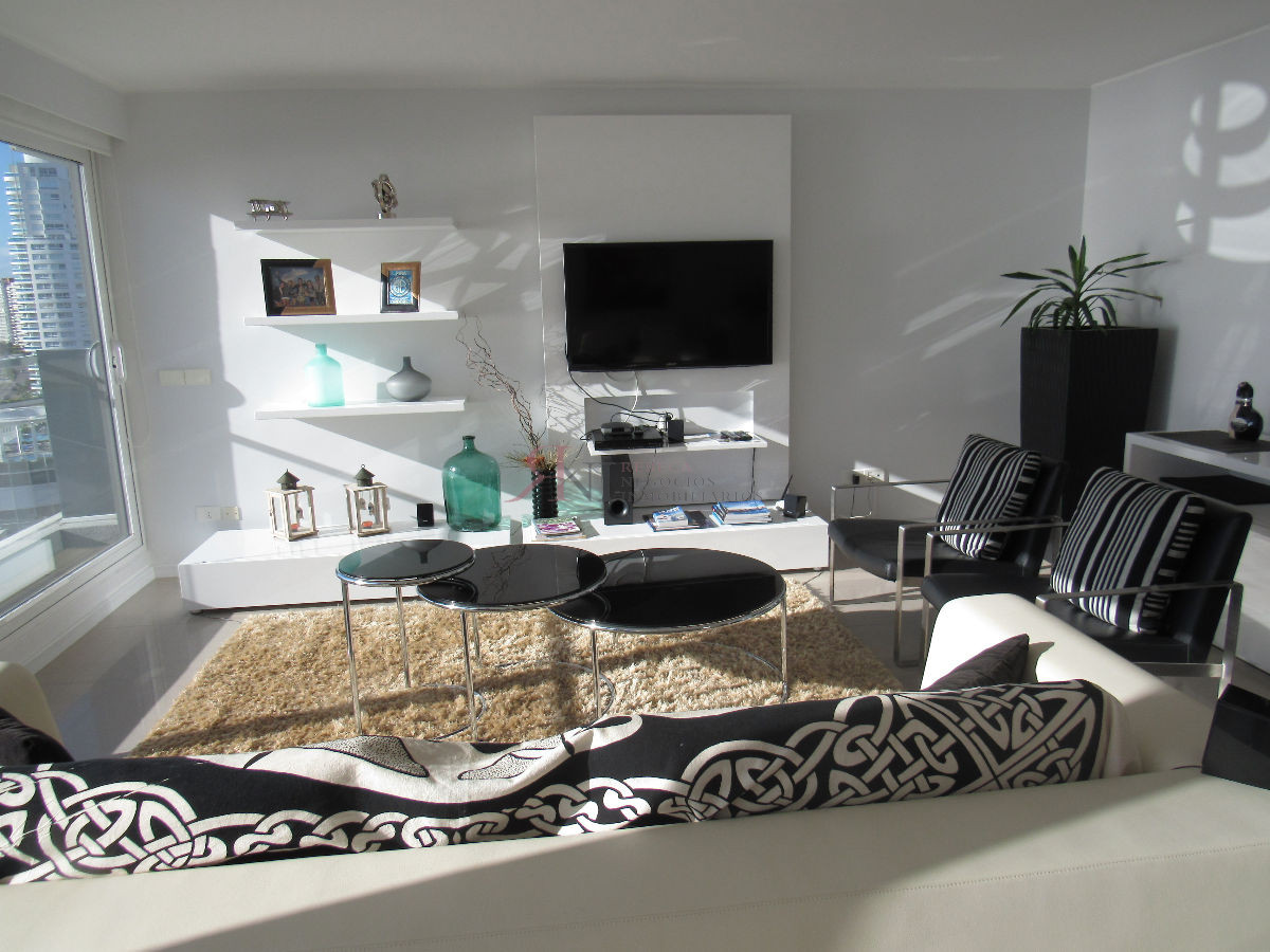 Mansa - GoPunta - Portal Inmobiliario de Punta del Este - Maldonado
