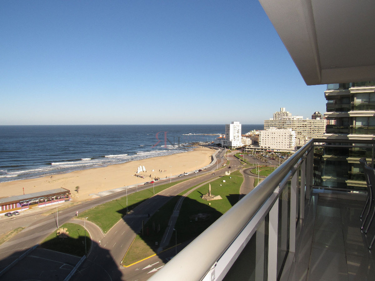 Brava - GoPunta - Portal Inmobiliario de Punta del Este - Maldonado