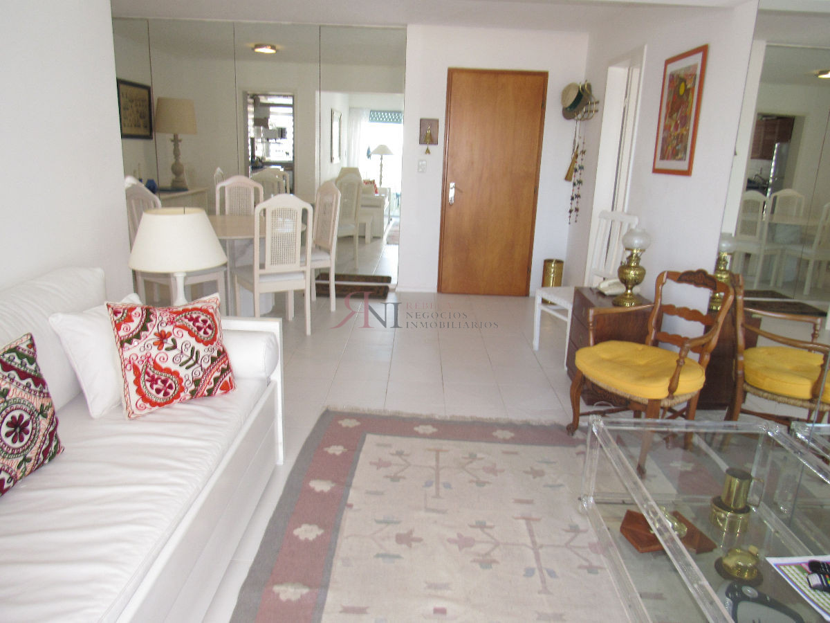 Aidy Grill - GoPunta - Portal Inmobiliario de Punta del Este - Maldonado