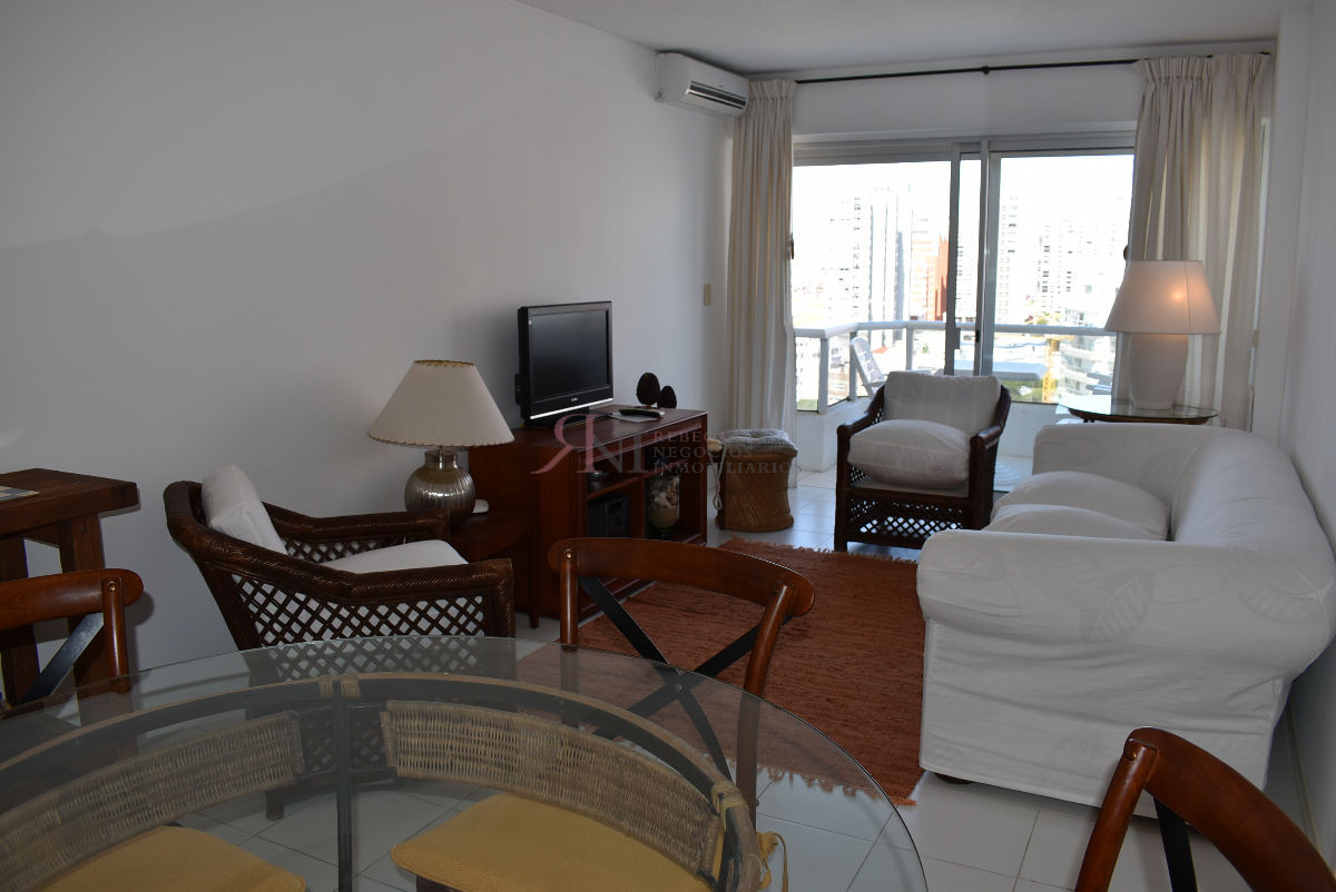Aidy Grill - GoPunta - Portal Inmobiliario de Punta del Este - Maldonado