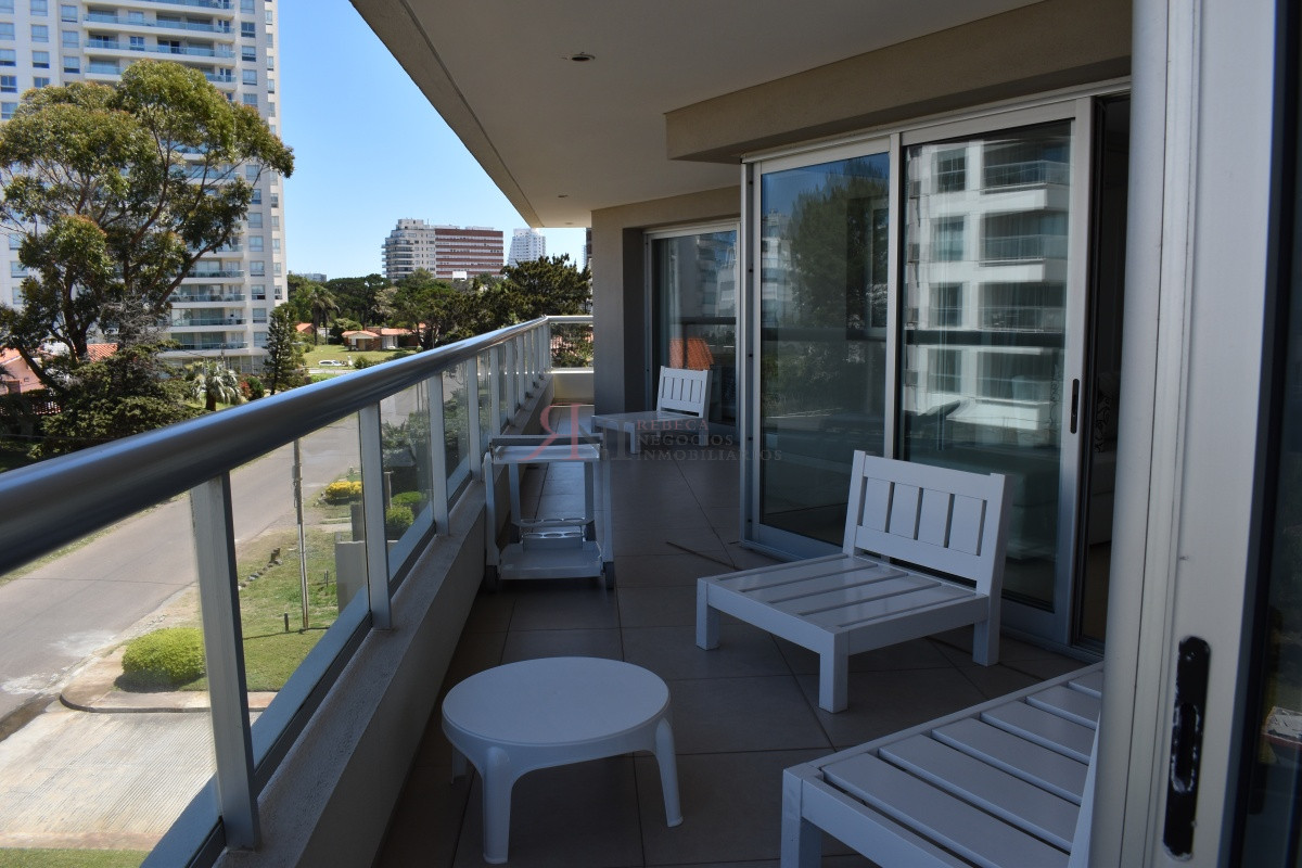 Brava - GoPunta - Portal Inmobiliario de Punta del Este - Maldonado